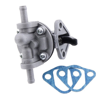 Fuel Pump 6670498 With Gasket 6670782 for use with Kubota Engine D722 Bobcat Skid Steer Loader 320 322 453 463 MT50 MT52
