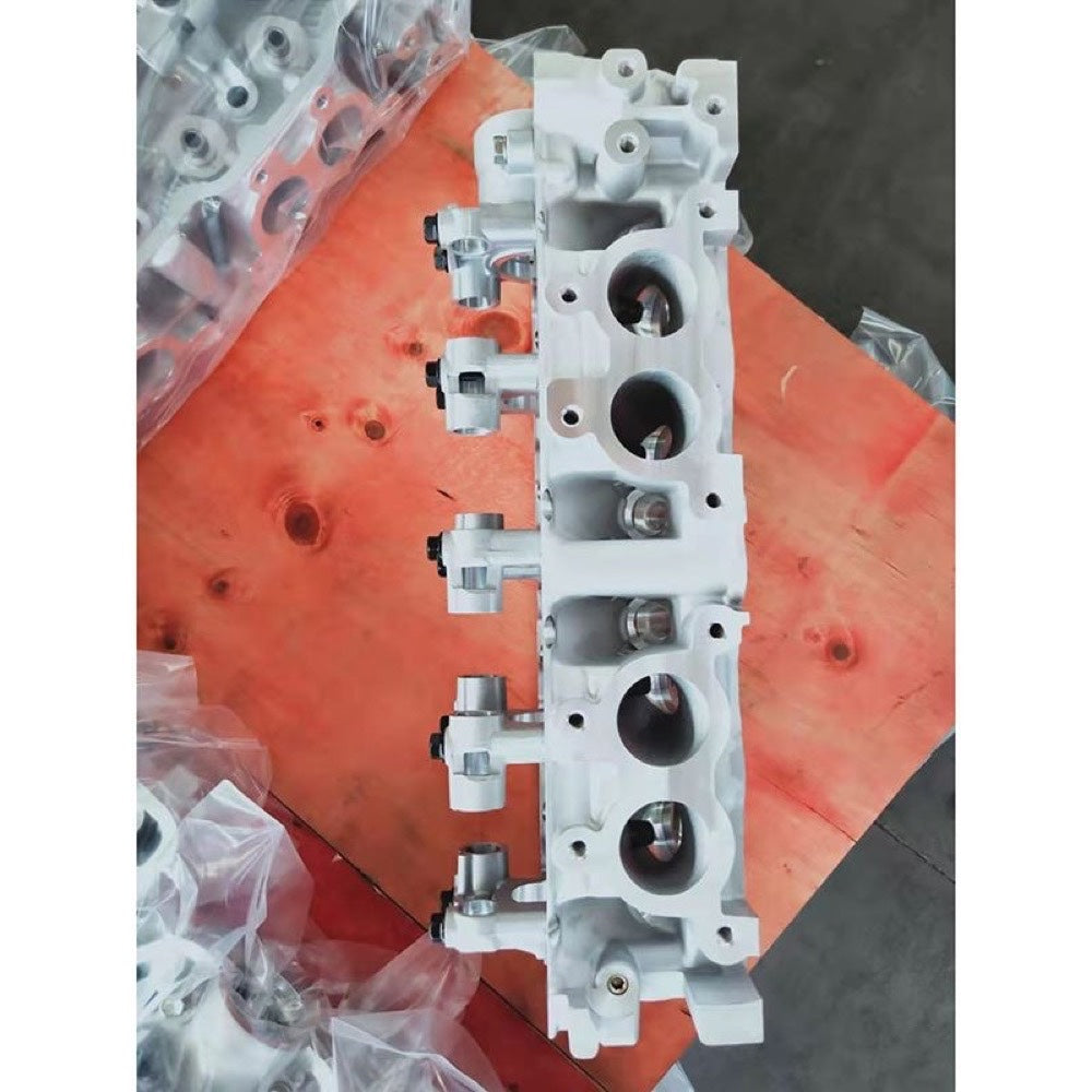 Engine 4G63 8V Complete Cylinder Head with Valves fits Mitsubishi Truck L200 L300