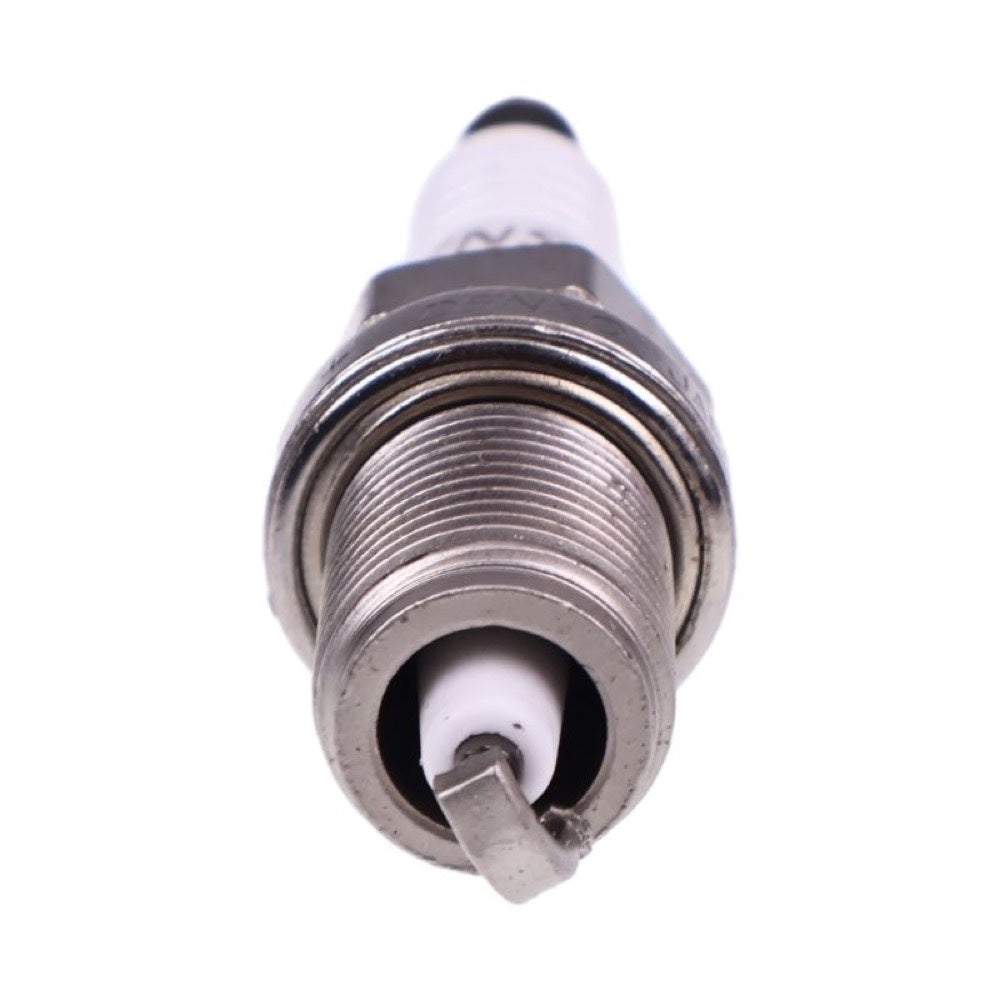 1 PC Spark Plug 22401-FU42A fits Nissan Engine K15 K21 K25 Forklift L02