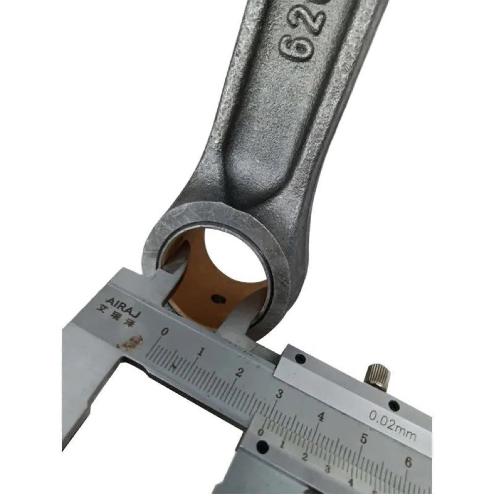 Connecting Rod 6204-31-3101 6204-31-3100 for use with Komatsu Engine 3D95S 4D95L 4D95LE 4D95S 6D95L S4D95LE S6D102E