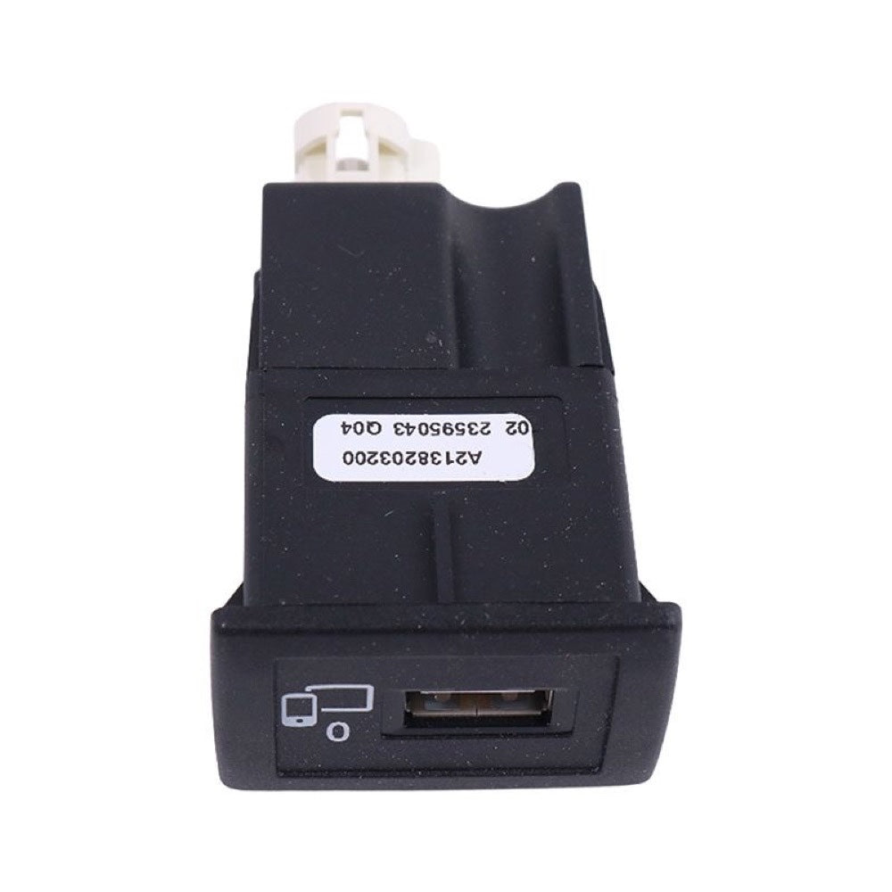 Connection Unit USB Port 213-820-32-00 fits Mercedes-Benz W213 C238 E350 E450 E300 E400 E43 AMG CLS450 AMG GT 43 53 63