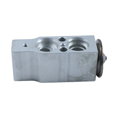 Expansion Valve 82002793 87529495 fits CASE Tractor Farmall 105N 75N 85N JX100U JX1060C Loader 521F 621E 621F 721E 921F