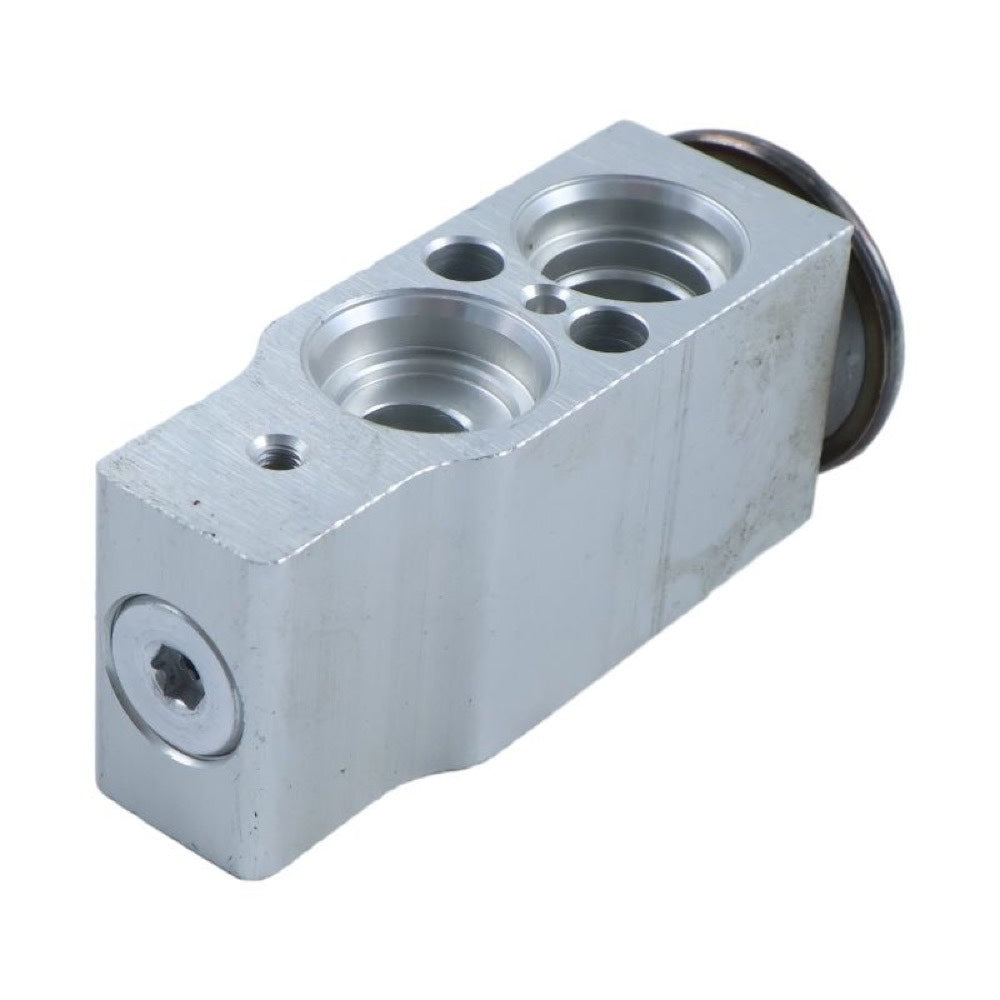 Expansion Valve 82002793 87529495 fits CASE Tractor Farmall 105N 75N 85N JX100U JX1060C Loader 521F 621E 621F 721E 921F