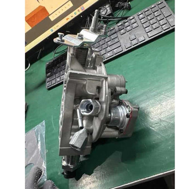 Throttle Body 17093030 for use with Chevrolet C1500 C2500 K1500 K2500 Tahoe Blazer GMC Yukon V8 5.7L 1993-1995