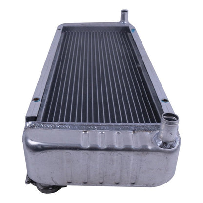 Water Tank Radiator 6678820 6672455 7009566 7377433 suitable for Kubota Engine D1005-E3B-BC-3 Bobcat Loader 553 553F 553AF 463 S70